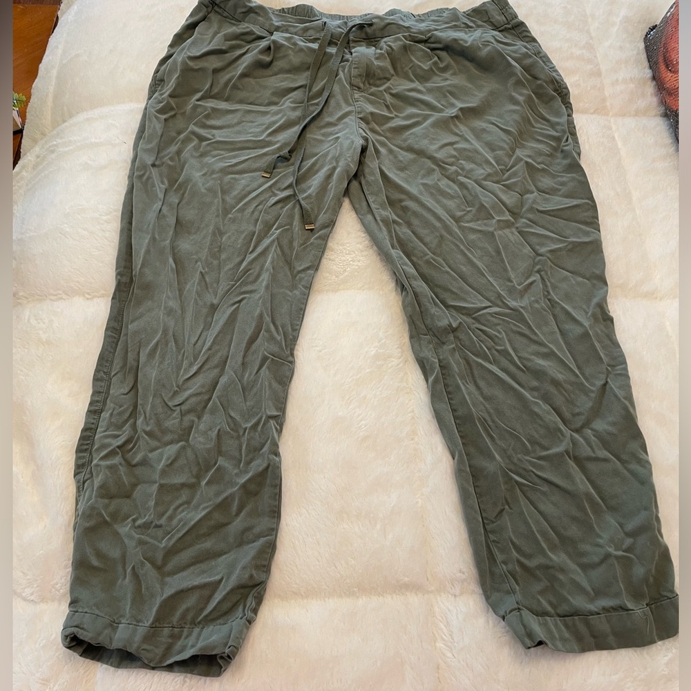 Old Navy Womens Chino Pants